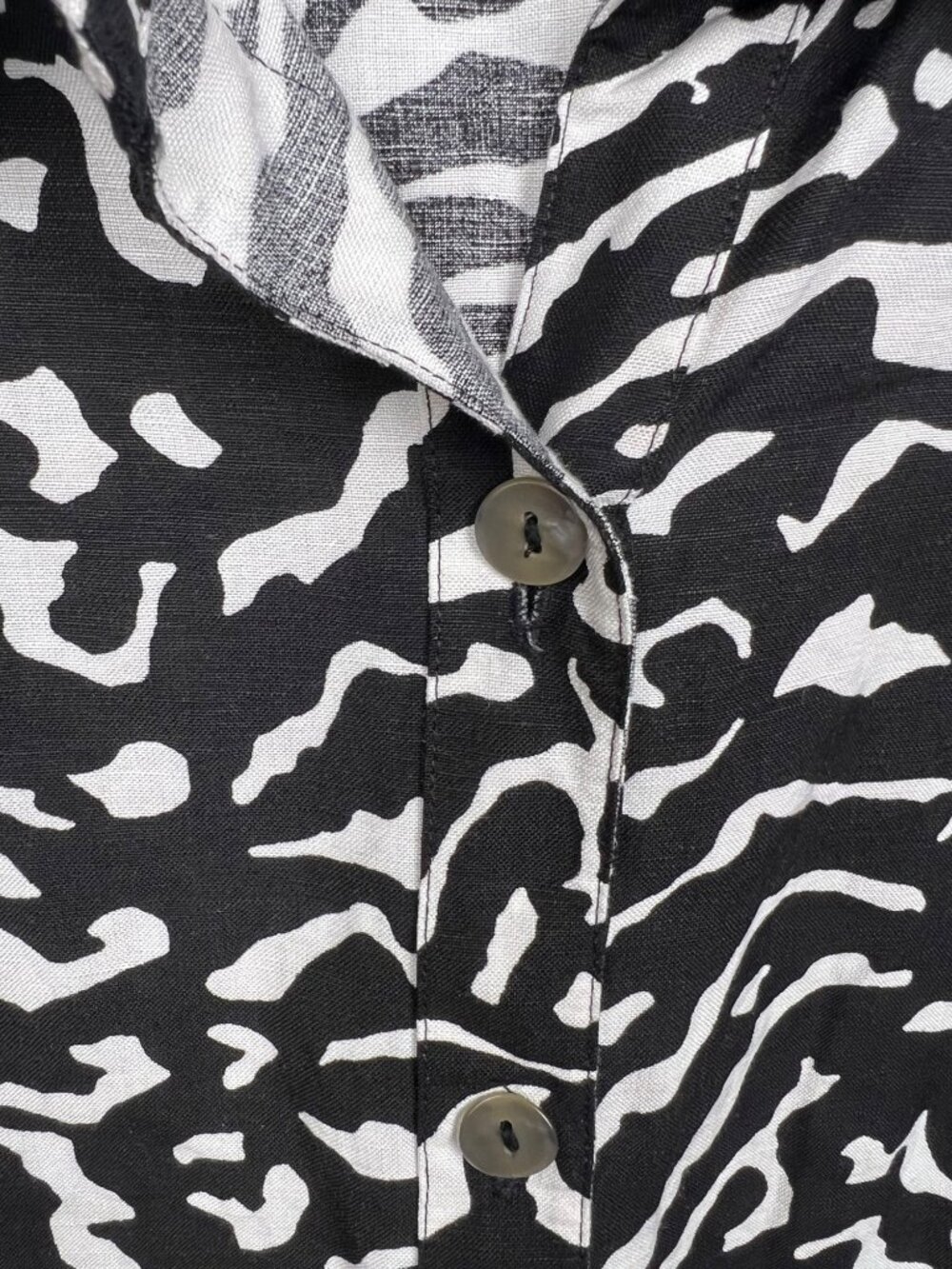East 5th Zebra Blouse - Picture 2 of 9